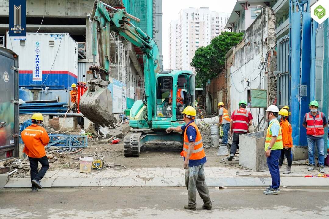 Thi công hạ tầng khớp nối giao thông mặt tiền Cô Bắc