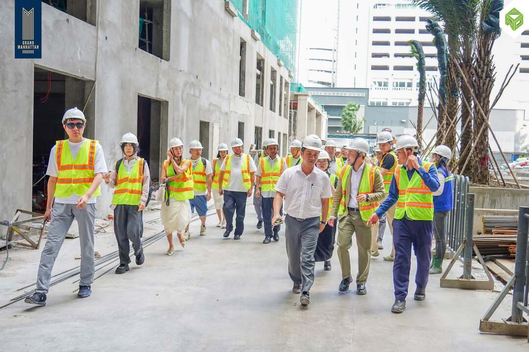 Đoàn đối tác quốc tế tham quan dự án The Grand Manhattan