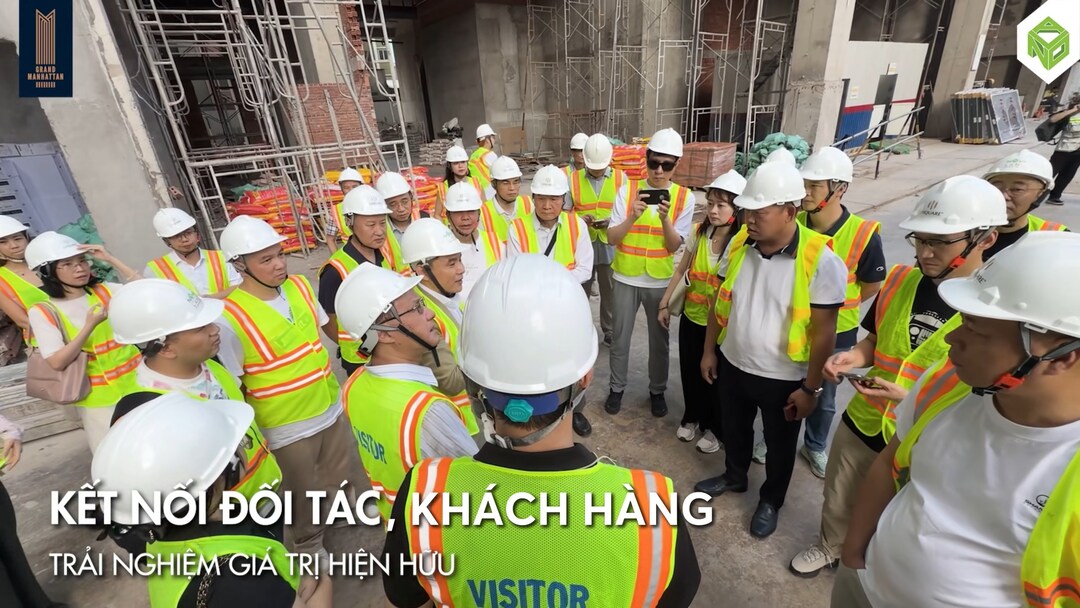 Tháo dỡ rào chắn và thi công hạ tầng vỉa hè mặt tiền Cô Bắc dự án The Grand Manhattan