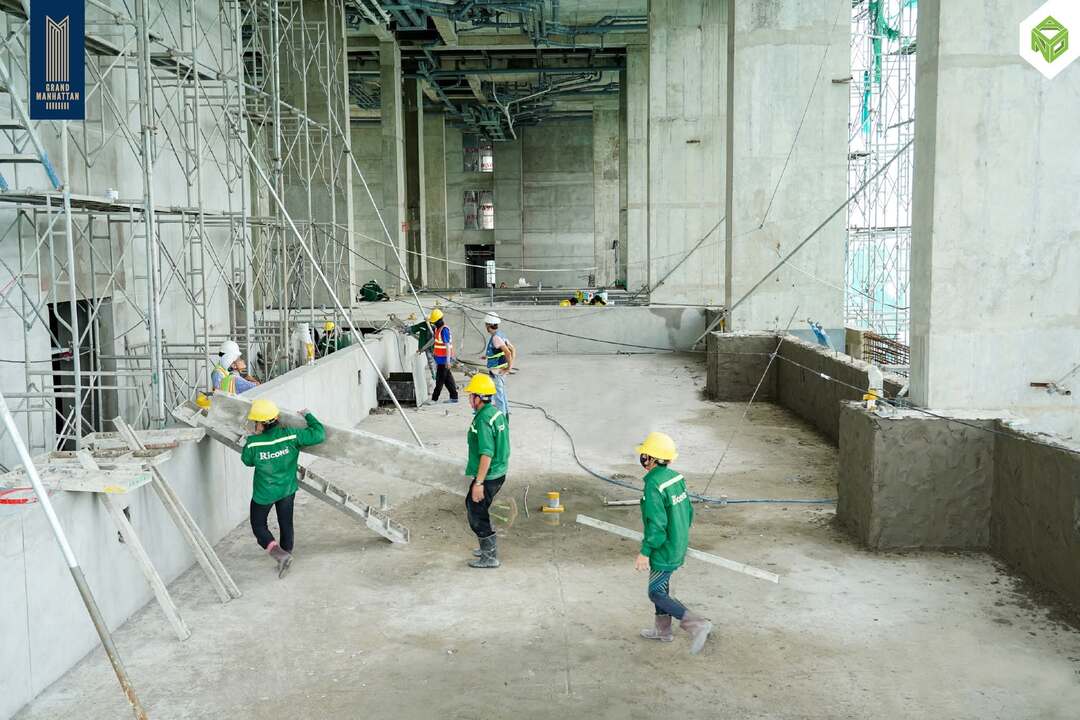 Thi công khu vực tiện ích tầng cao The Grand Manhattan